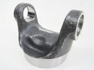 3-28-557 driveshaft part image - 3-28-557 – Weld Yokes – Butt Dia 3.344" – Center U J To Weld 2.125