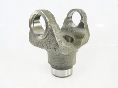 3304-262 driveshaft part image - 3304-262 – End Yoke – 1.146" Splines Dia – 1.492" Hub Dia – 26 Spline 3304-262 end yoke